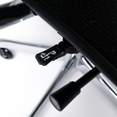 Control levers view on an Ergohuman 2 Elite ergonomic office chair